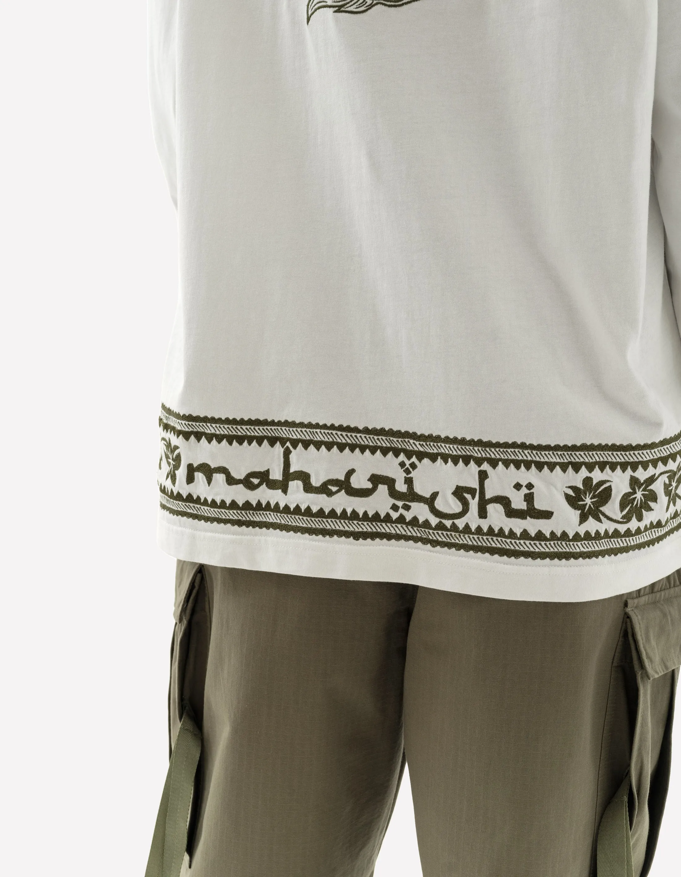 5243 Thar Dragon L/S T-Shirt White