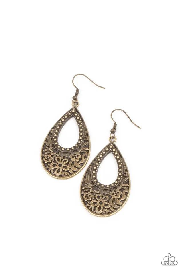 Paparazzi Earring ~ Organically Opulent - Brass