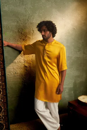 Prarambh Embroidered Short Sleeve Kurta